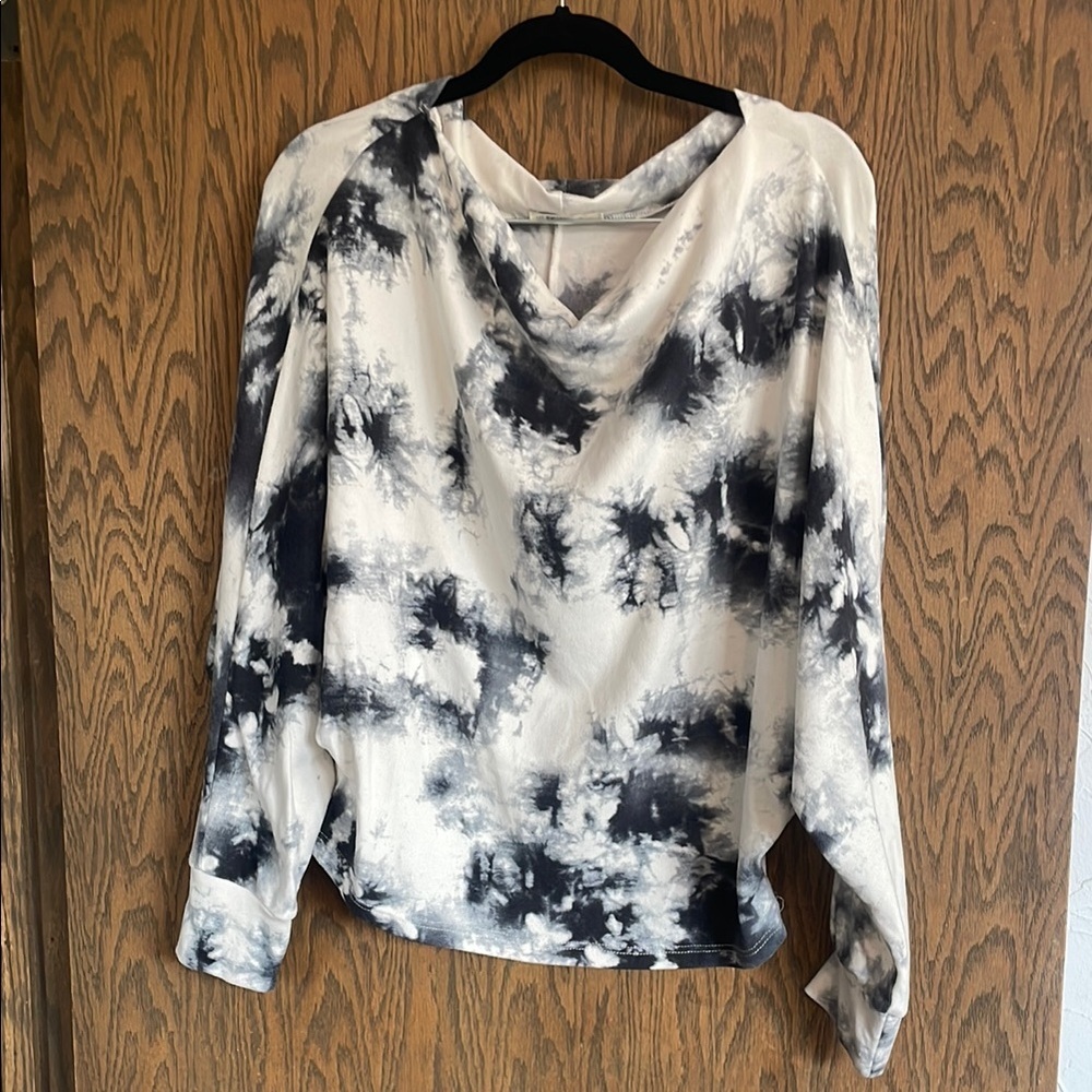 Tie-Dye‎ Long Sleeve Top